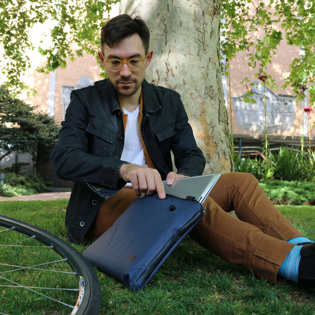 Scrubba Air Sleeve for tablets (max 10.63" x 8.27")